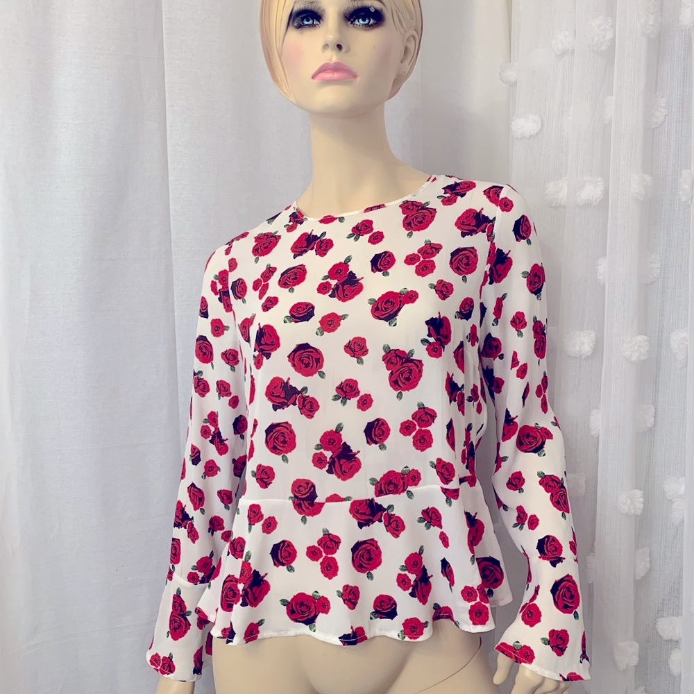 Atmosphere romantic rose top, size 8